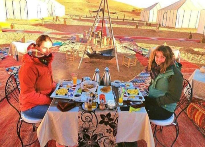 Merzouga Luxury Camp Luaran gambar